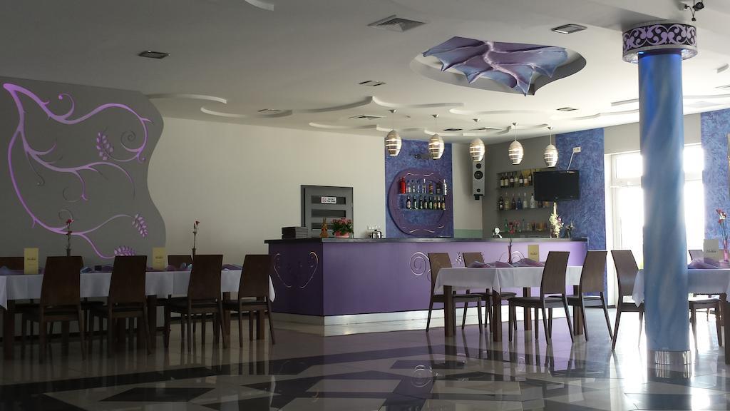 Restauracja Motel Halka ปวอตสก์ ภายนอก รูปภาพ